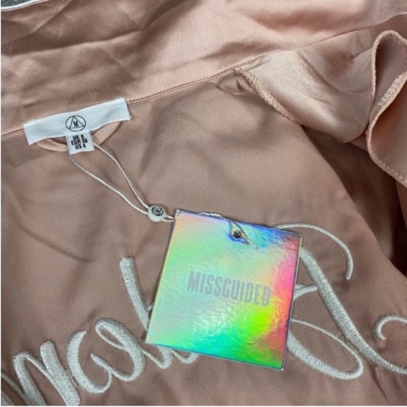 New with tags Missguided bridesmaid robe - Picture 12 of 12